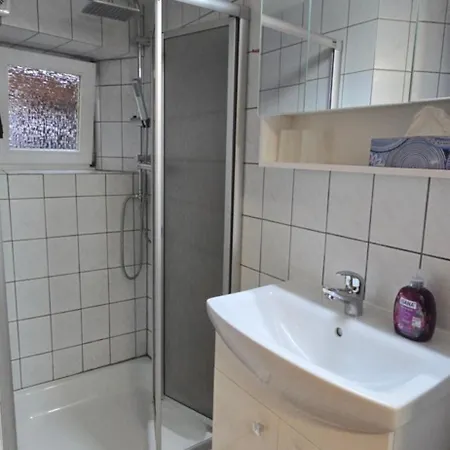 Nikolaus Eg Apartment *